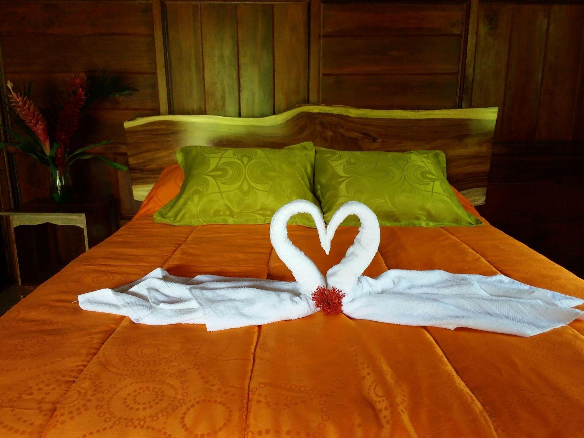 Rancho De Lelo Ecolodge Monteverde Eksteriør billede