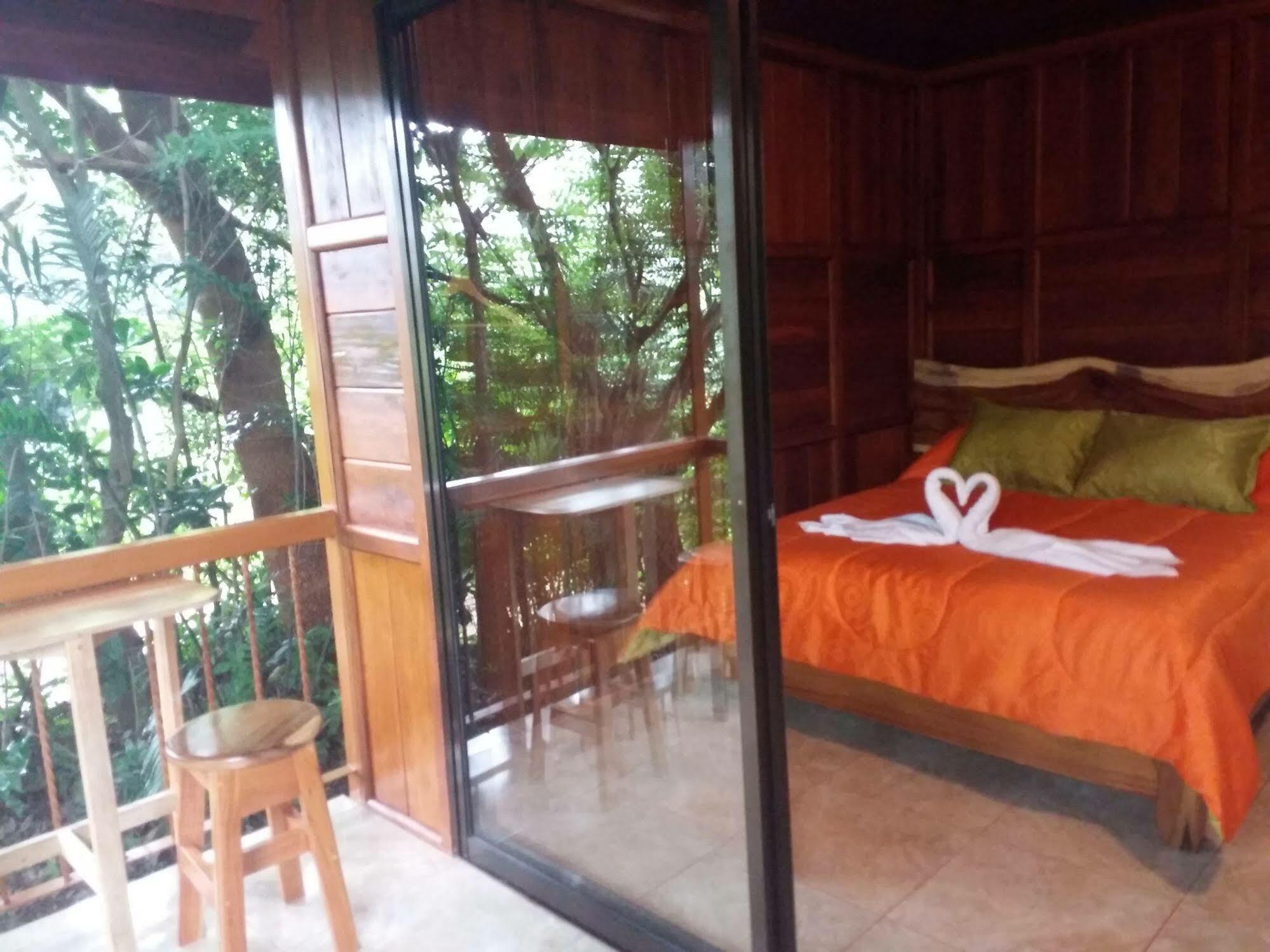 Rancho De Lelo Ecolodge Monteverde Eksteriør billede